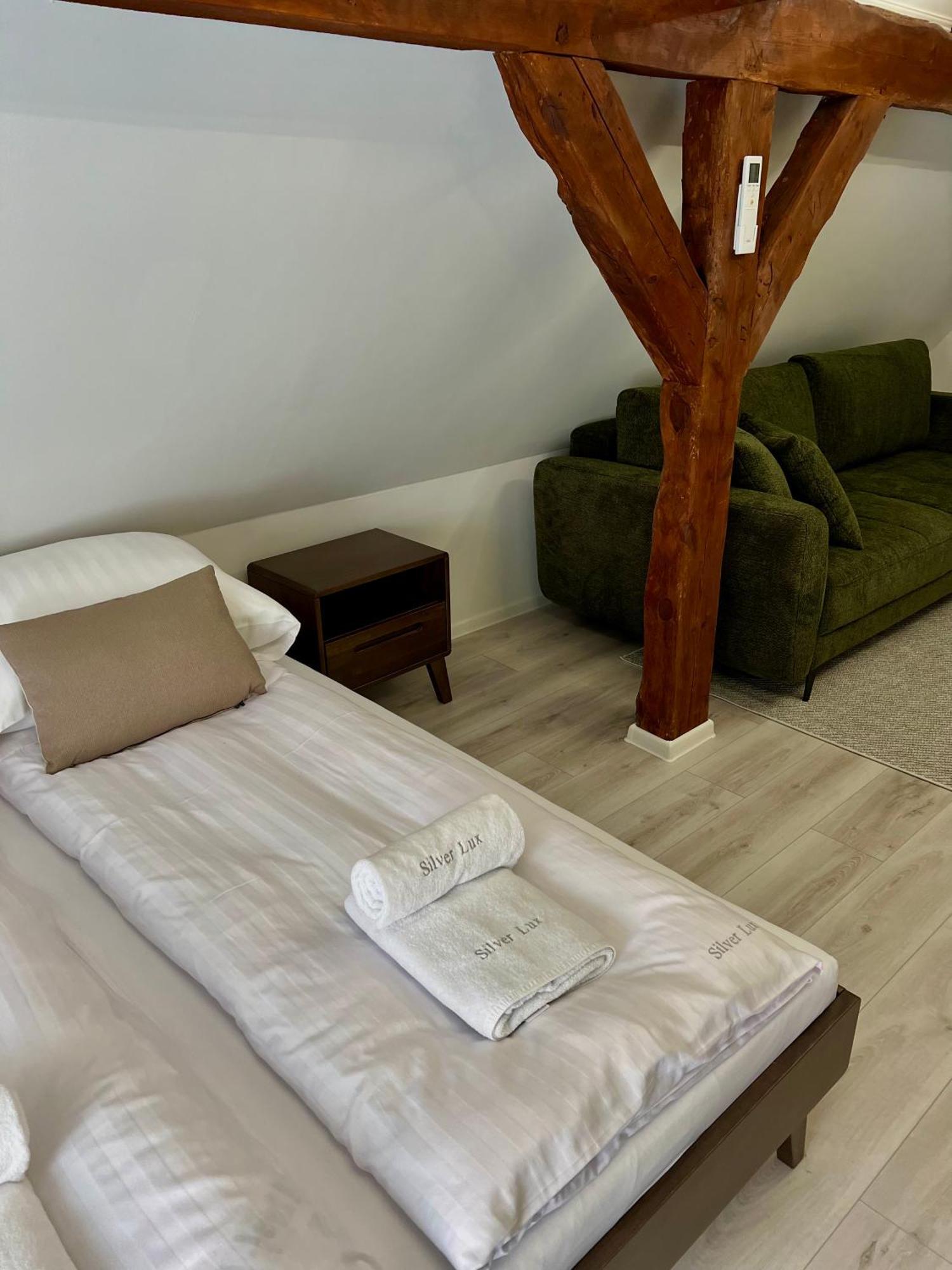 Appartement Osada Gesin à Zabor Extérieur photo